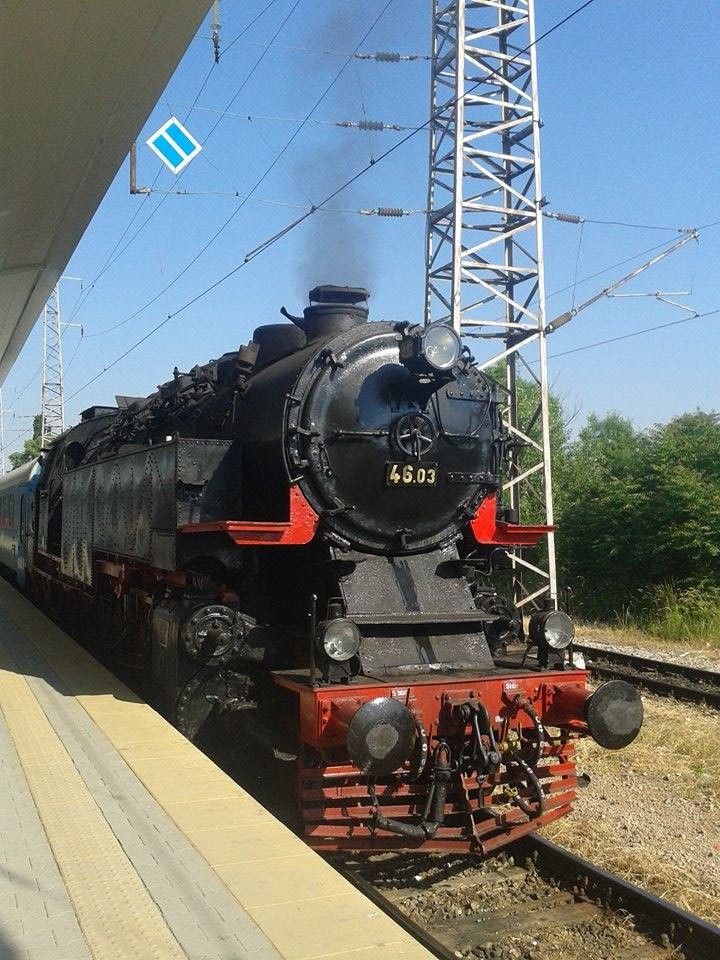 Парен локомотив № 46.03