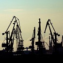 Вътрешни превози и внос/износ през пристанища