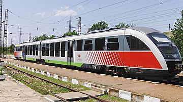 БДЖ ще осигури 8 допълнителни влака между Пловдив и Граф Игнатиево за посетителите на военновъздушната база