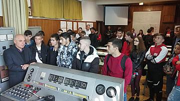 БДЖ и ВТУ „Тодор Каблешков“ проведоха ден на отворени врати за ученици