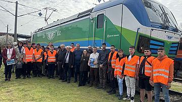 БДЖ и ИПГ „Васил Левски“ – гр. Мездра събраха ученици и железничари на посветено на знанието и практиката събитие